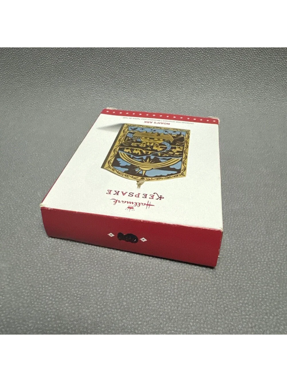 Hallmark 2015 Noah’s Ark Keepsake Christmas Bible Ornament Wood In Box 4.5x3.75”